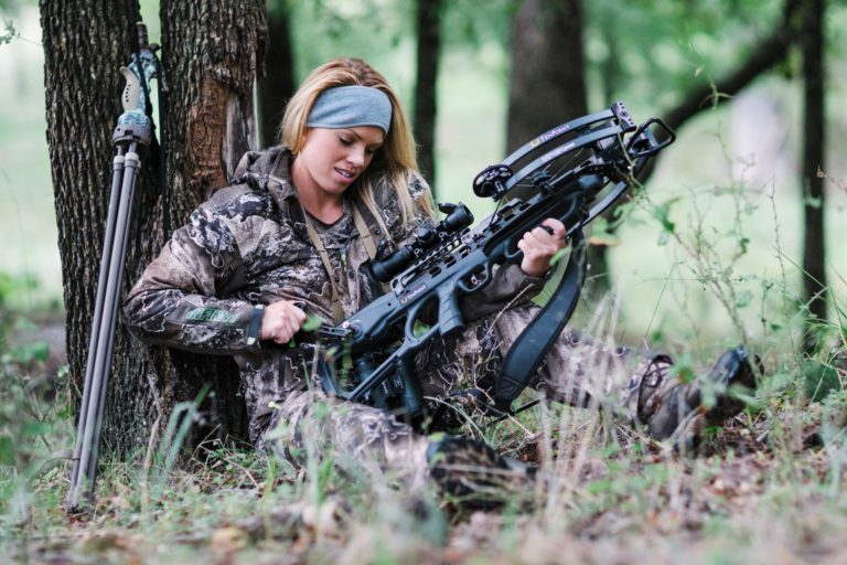 What are the advantages of using a crossbow over a traditional bow?